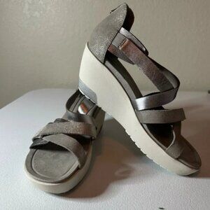 OTBT Gray Wedge Sandals with Metallic Straps